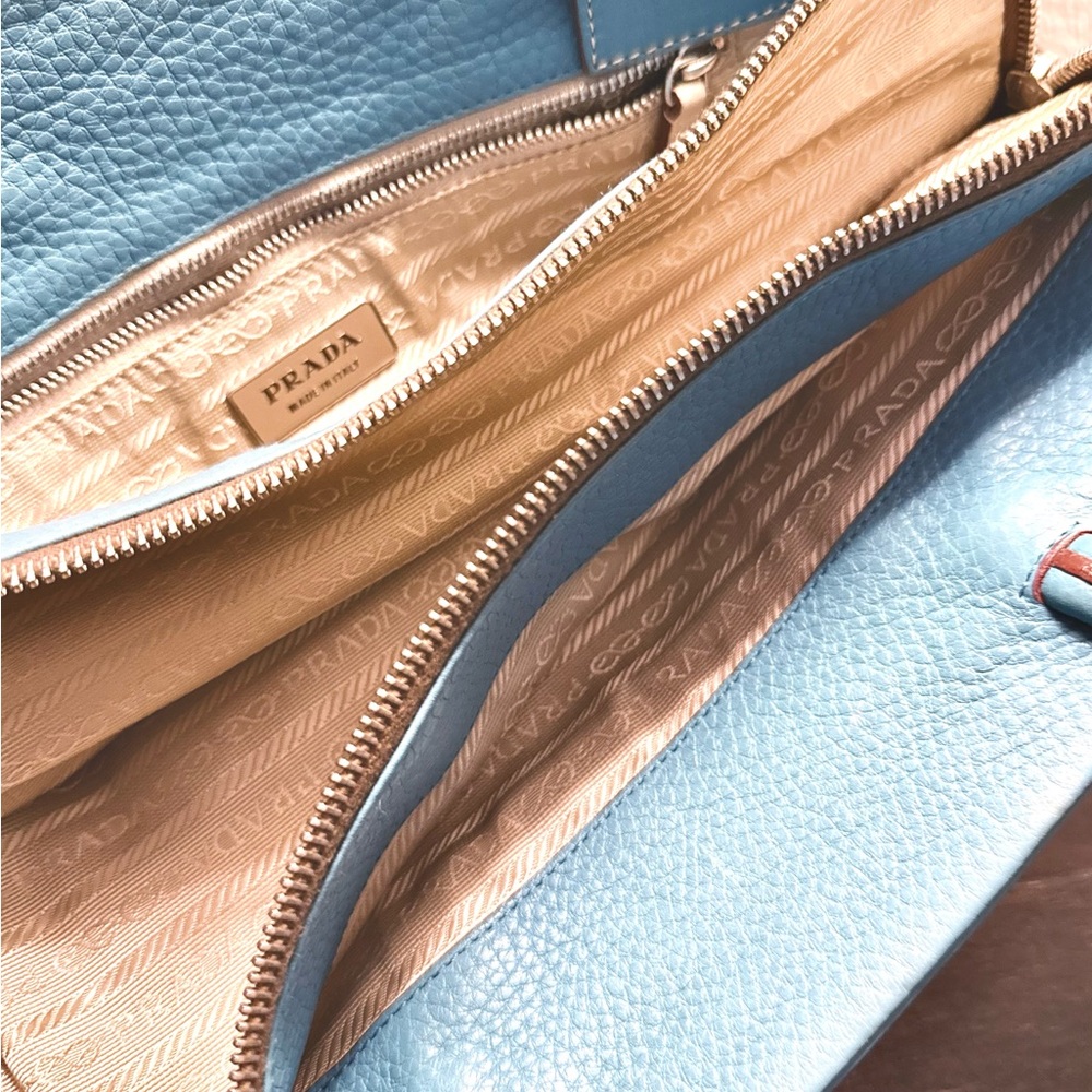 Prada Vitello Daino Triple Pocket Shopper Tote -  
Cosmic blue pebbled leather - Picture 10 of 16